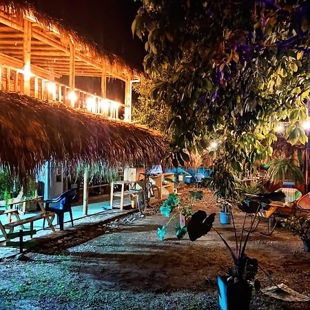 Hostal Corazon De Tagua Palomino Bagian luar foto