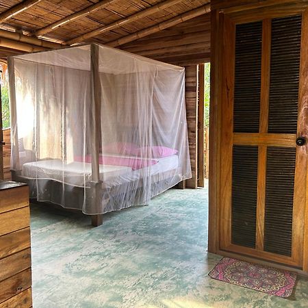 Hostal Corazon De Tagua Palomino Bagian luar foto