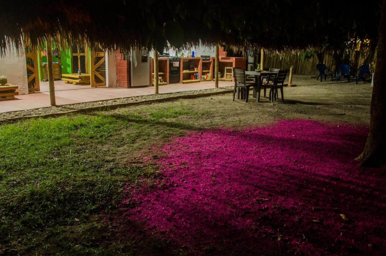 Hostal Corazon De Tagua Palomino Bagian luar foto